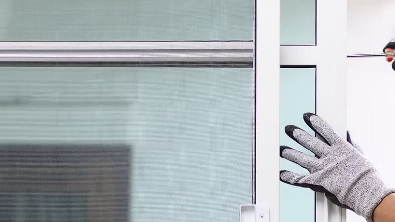 Repairing Sliding Window